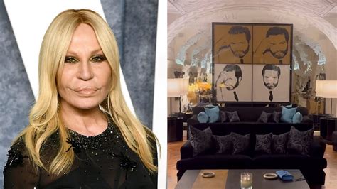 casa donatella versace a milano|Donatella Versace takes fans on a tour of her Milan home.